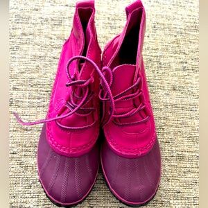 Sorel girls duck boots EUC size 3
